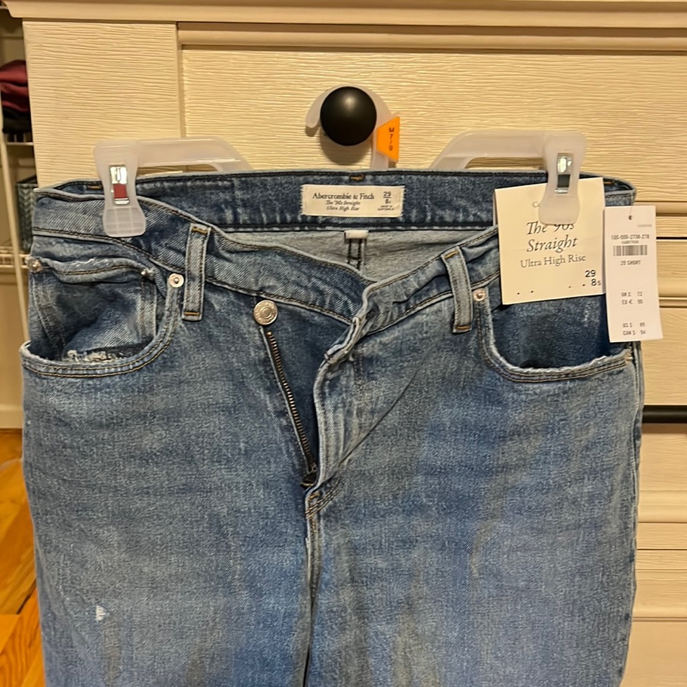 Abercrombie & Fitch Size 29/8 The Curve alive The 90s Straight Ultra High Rise